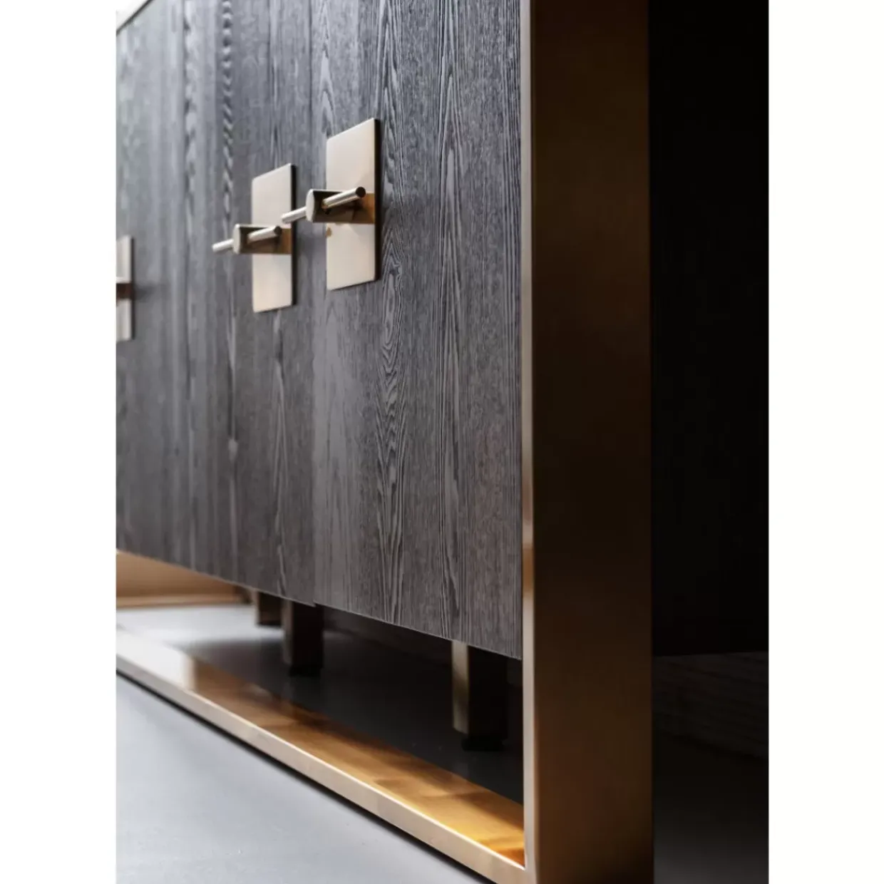 Sideboard Osaka